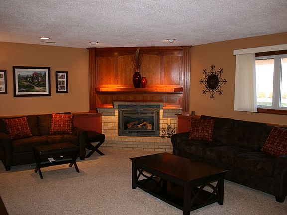 5th image of 145 Vail Dr