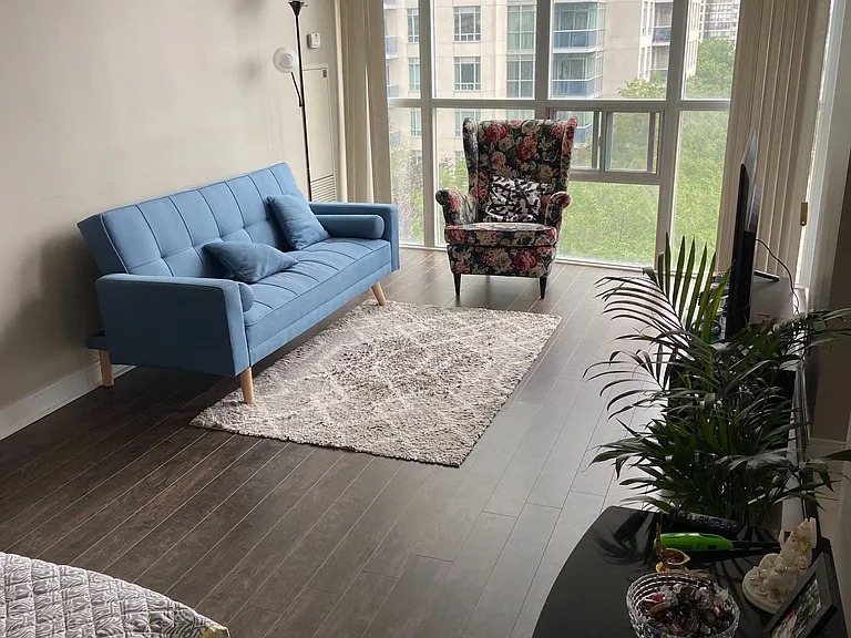 70 Absolute Ave E #703 — Photo 11