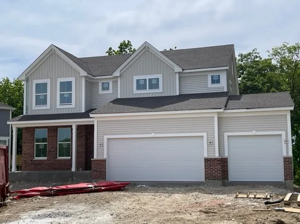 1160 Overhill Ct, Crystal Lake, IL 60012