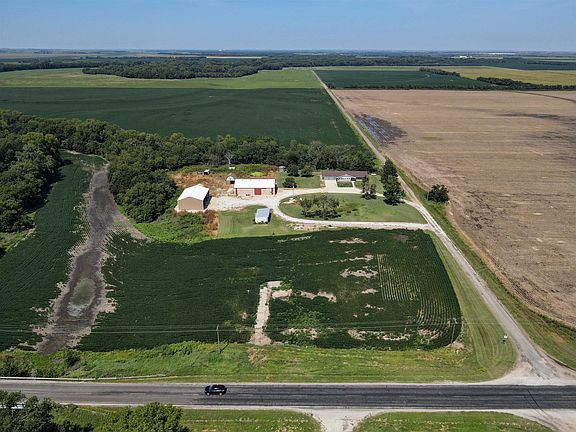 4th image of 1309 N 100th Rd