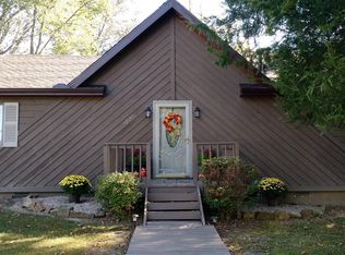 1321 Dorris Heights Rd, Harrisburg, IL 62946