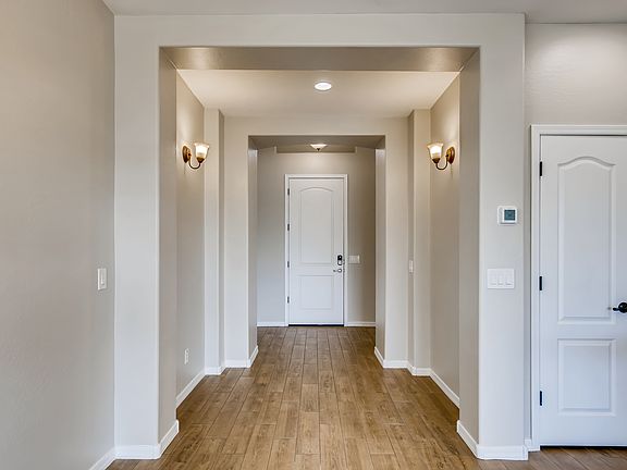 4th image of 9429 W Meadowbrook Ave
