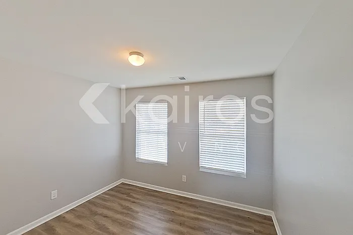127 Village Creek Dr — Photo 6
