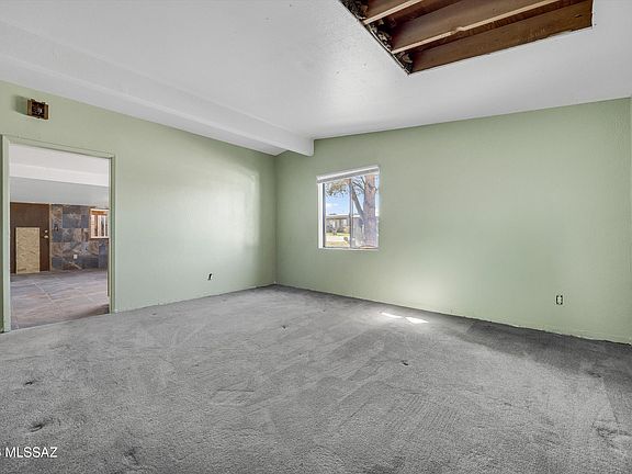 4th image of 211 S Avenue B