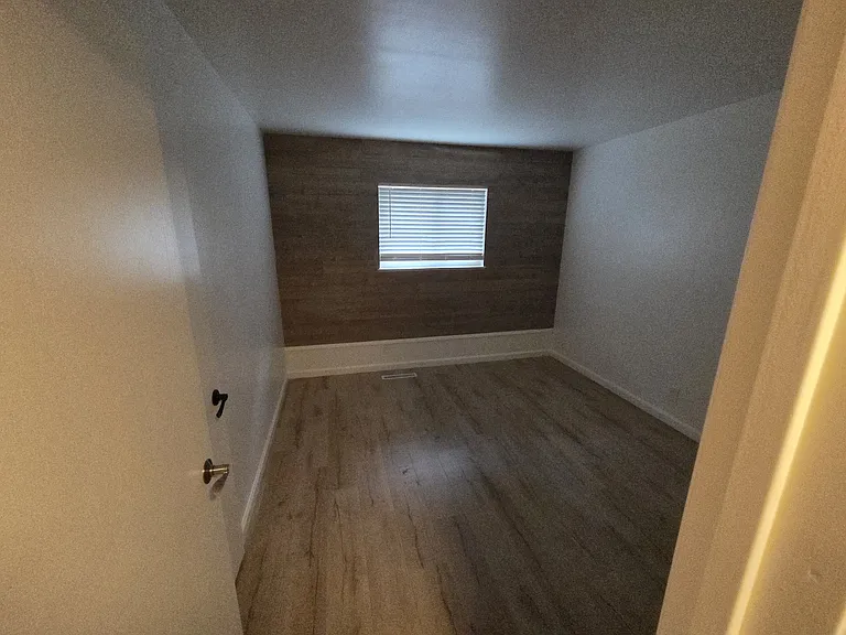 7855 Greenridge Way — Photo 23