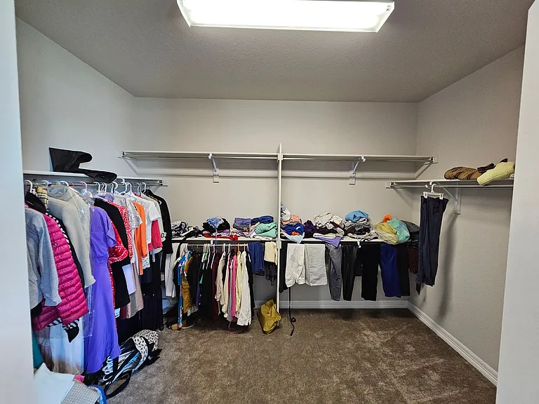 255 Rogers Ct — Photo 14