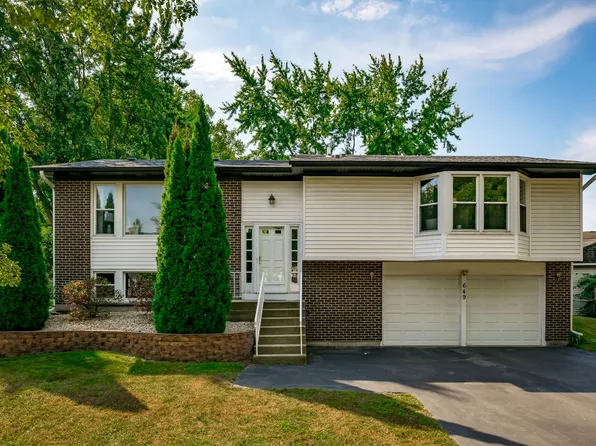 649 Sheffield Ln, Bolingbrook, IL 60440
