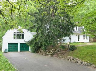49 Harbor Hill Rd, Saint James, NY 11780