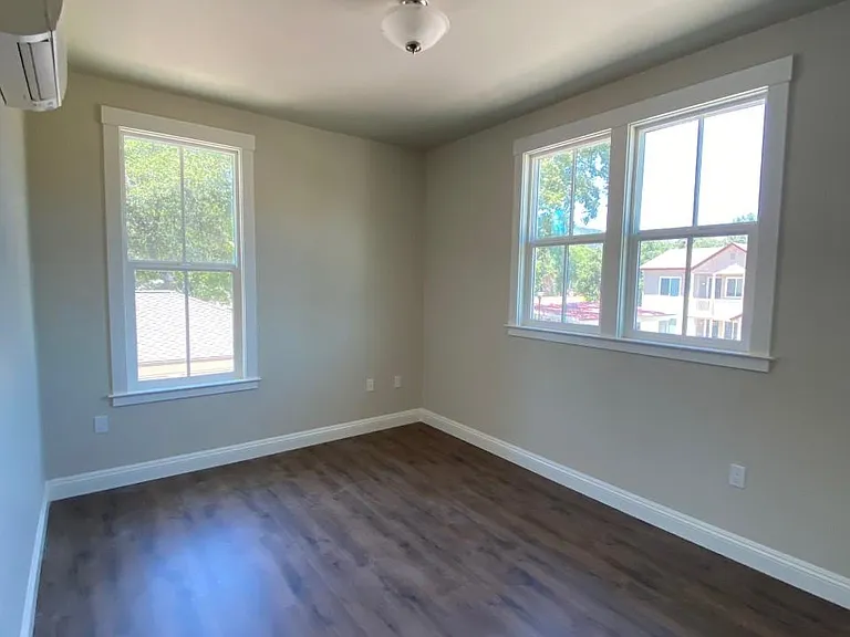 701 S Cloverdale Blvd #24 — Photo 17