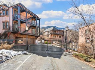 906 Manitou Ave APT 202, Manitou Springs, CO 80829