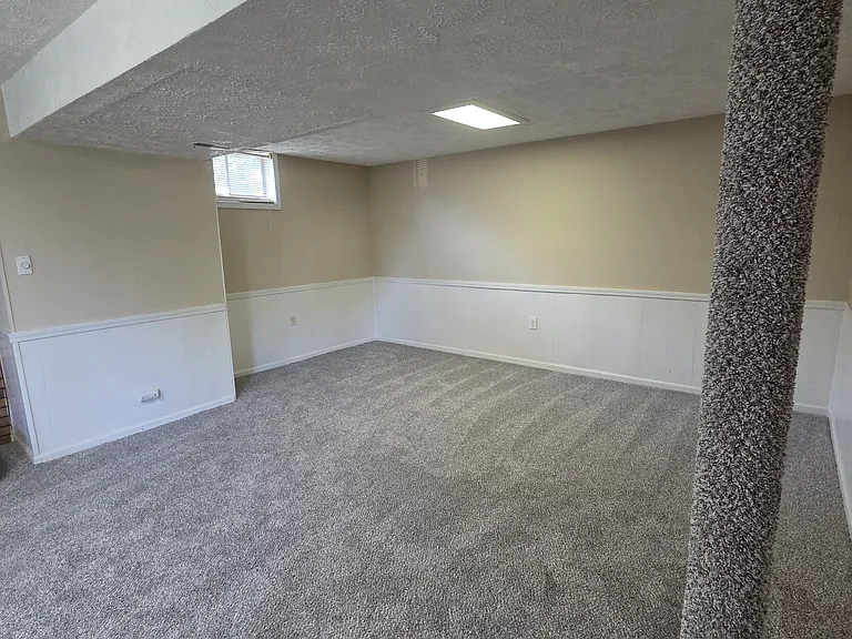 8125 Valley Rd — Photo 10