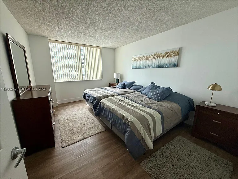 1155 Brickell Bay Dr #1702 — Photo 15