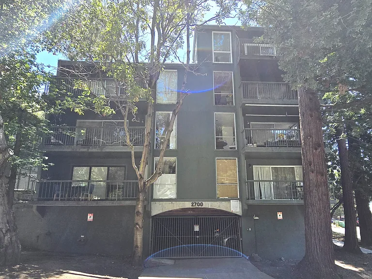 2700 Le Conte Ave #306 — Photo 1
