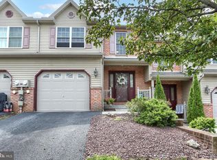 489 Sunday Dr, Harrisburg, PA 17111