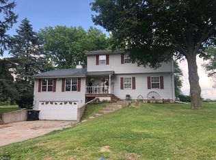 606 N Hayes St, Mount Ayr, IA 50854