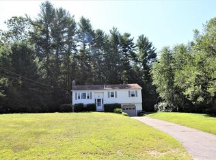 3 Pisces Ln, Townsend, MA 01469