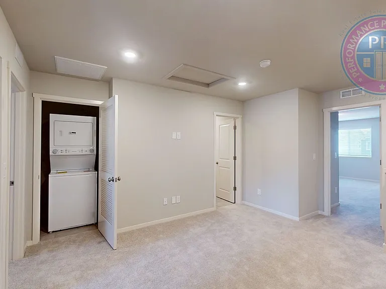 862 Sifuentez Ct — Photo 18