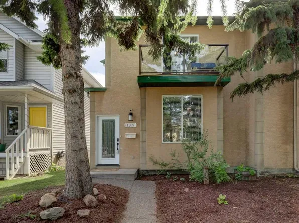 1209 N 18th Ave NW, Calgary, AB T2M 0W3