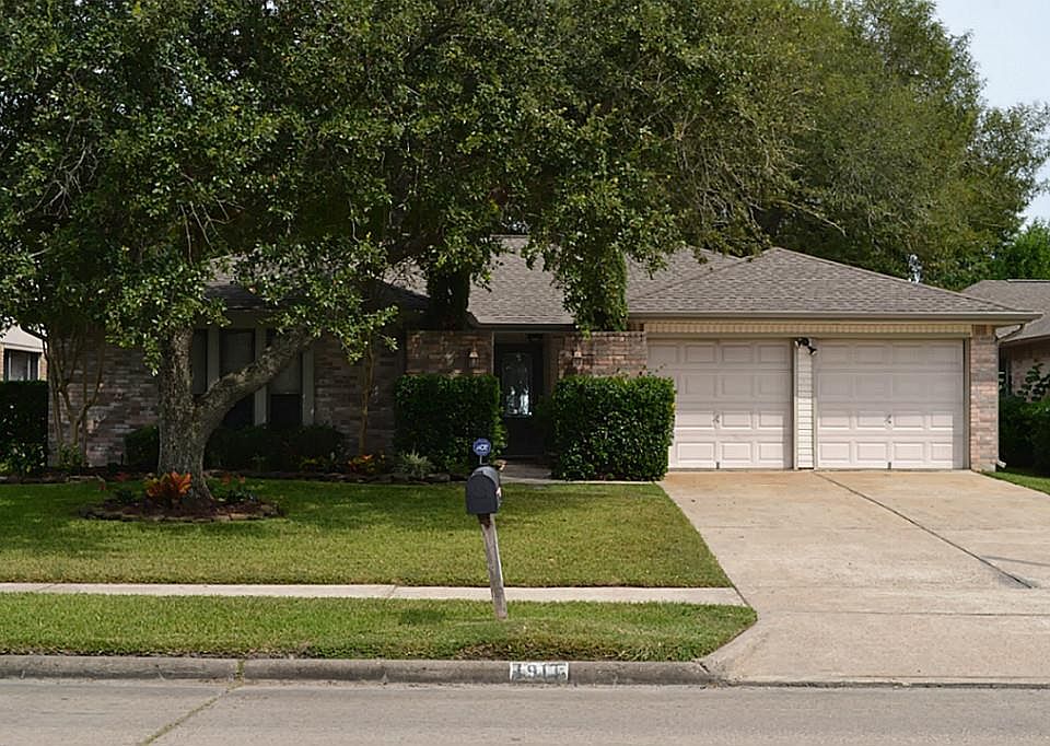 1st image of 1911 Pilgrims Point Dr