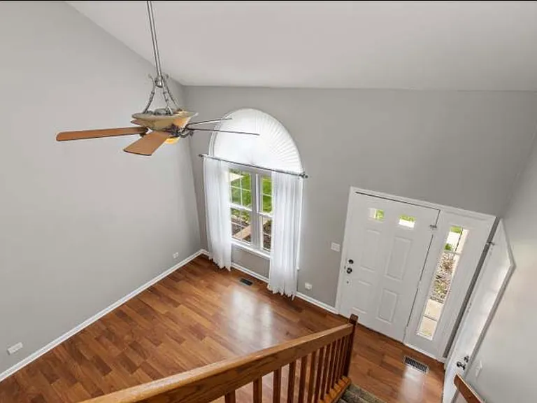 503 Ascot Ln — Photo 10