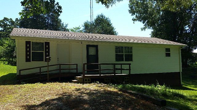 1st image of 125 Sullivan Dr