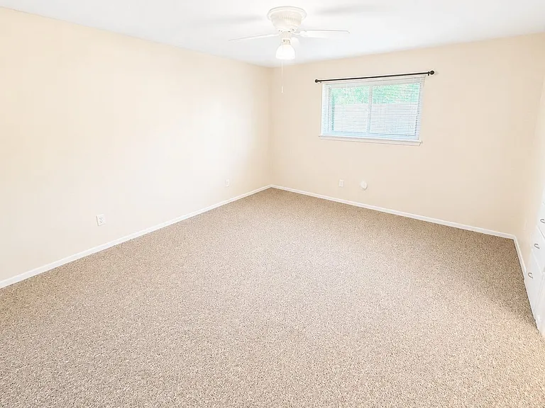 1314 Fox St — Photo 5