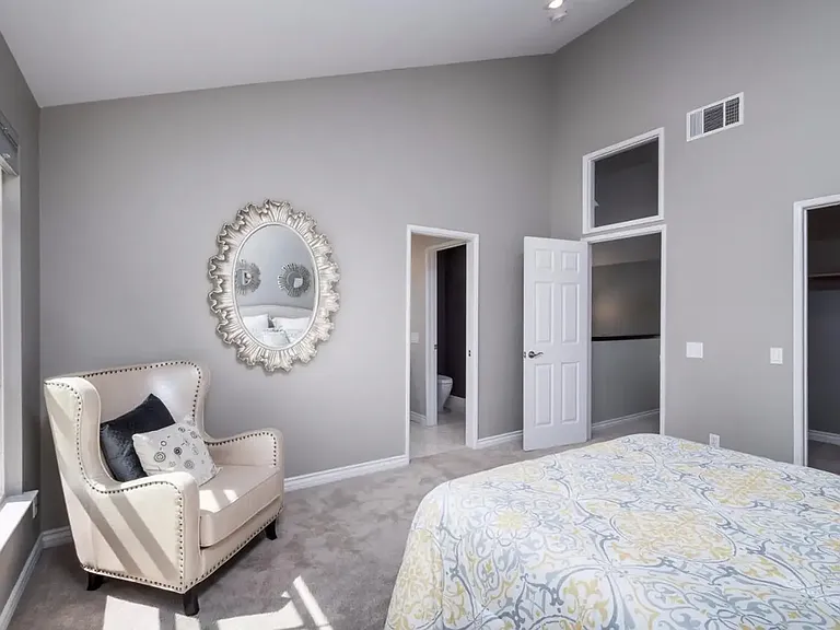 221 Village Ln — Photo 14