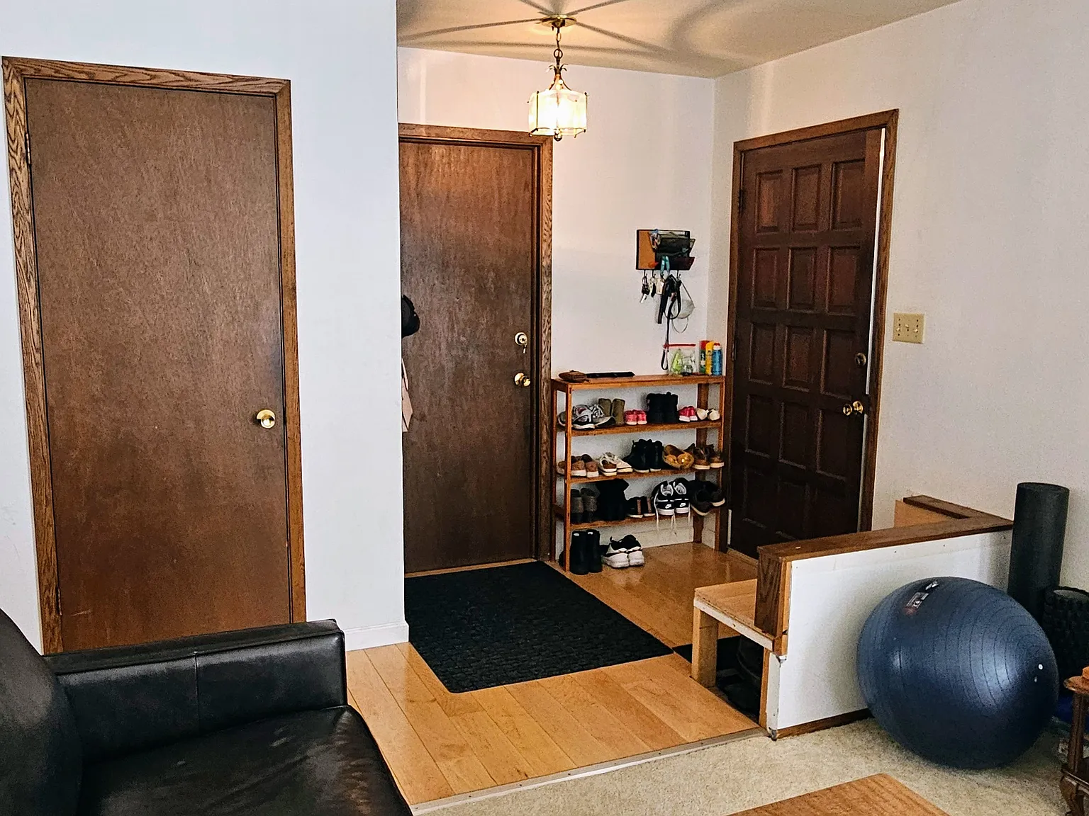 3 bed, 1.5 bath, 1400 sqft, $2,500 — Photo 3