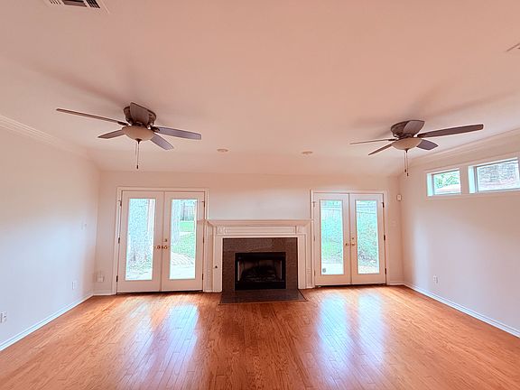 4th image of 5615 Shoal Creek Blvd