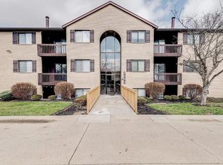 2050 Woodtrail Dr APT 59, Fairfield, OH 45014