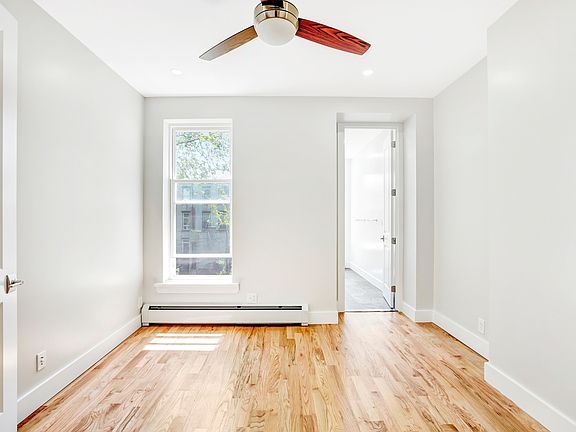 4th image of 1386 Dean St #3