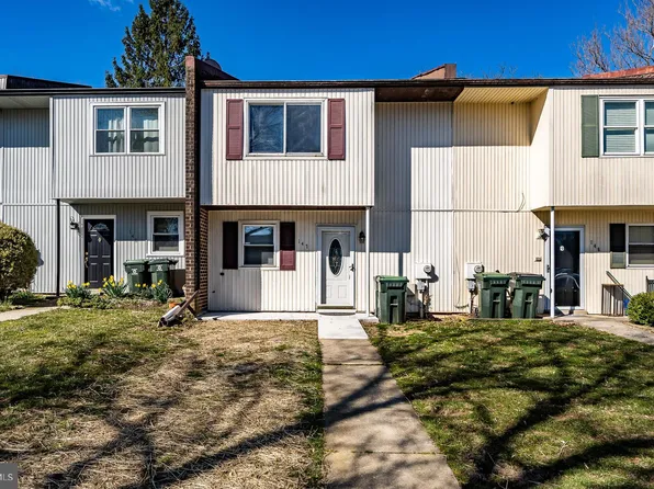 147 Ascot Ct, Downingtown, PA 19335