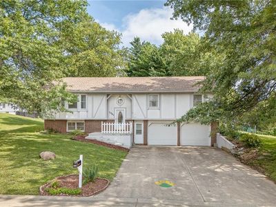 1041 Debbie Ln, Maryville, MO, 64468