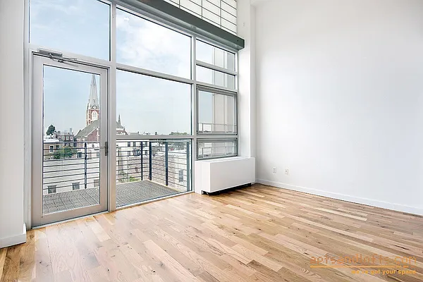 Rented by aptsandlofts.com | media 17