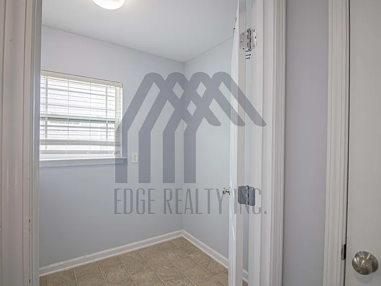 110 Spring Lakes Dr — Photo 14