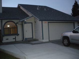 7447 Maureen Ln, Rohnert Park, CA 94928