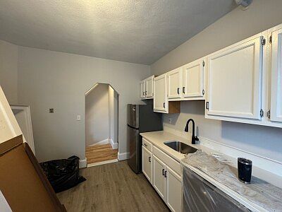 5th image of 24 Foster St #2