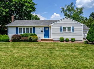 806 New York Ave, Raritan, NJ 08869