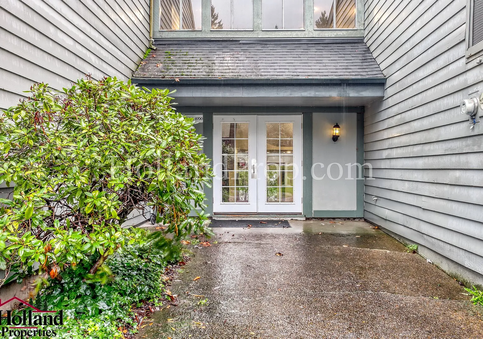 Charming 1-Bedroom Condo, close to shopping! — Photo 2