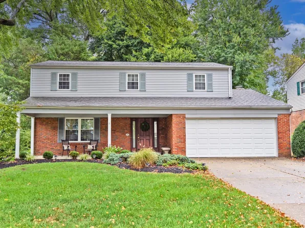 8542 Holiday Hills Dr, Cincinnati, OH 45255