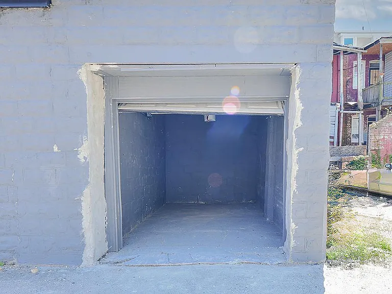 2330 Bryant Ave #4 — Photo 28