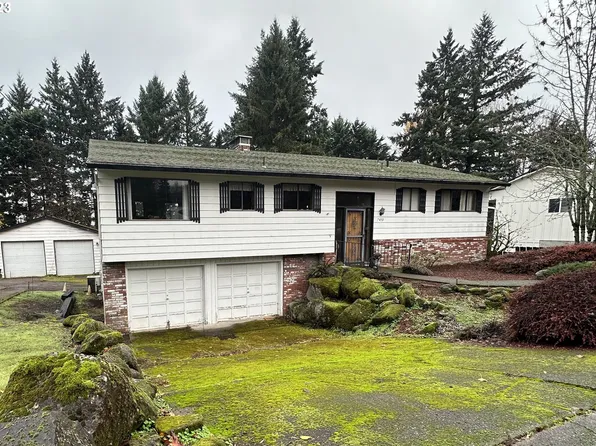 7450 SW Cherry Dr, Tigard, OR 97223