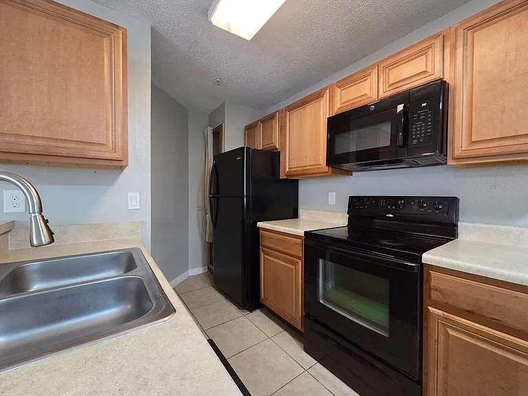 951 Salt Pond Pl #201 — Photo 5