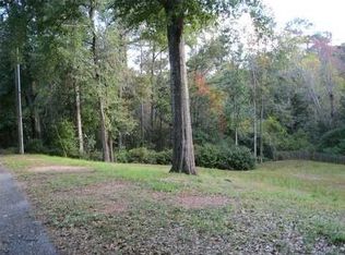 102 Kentwood Dr, Daphne, AL 36526