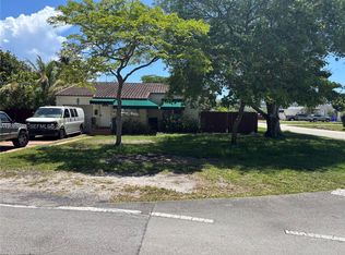 1501 N 16th Ct, Hollywood, FL 33020
