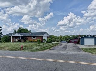 7893 Walnut Creek Bottom Rd NW, Dundee, OH 44624