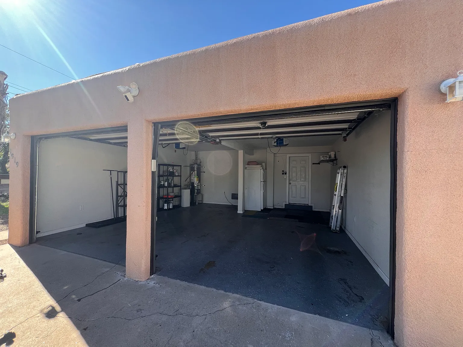 3 bed, 1595 sqft, $2,500 — Photo 3