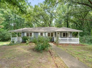 1769 Creveis Rd, Austell, GA 30168
