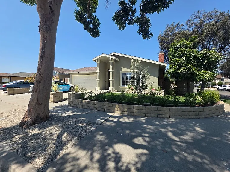 12947 Arabella Pl — Photo 4