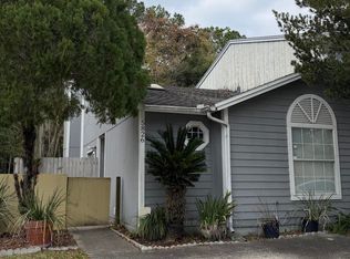 5826 Liska Dr, Jacksonville, FL 32244